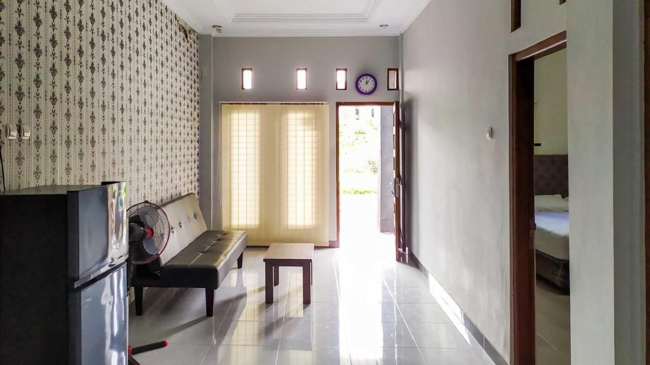 Hotel Omah Leren Mitra Reddoorz Near Gembiraloka Zoo Yogyakarta Extérieur photo