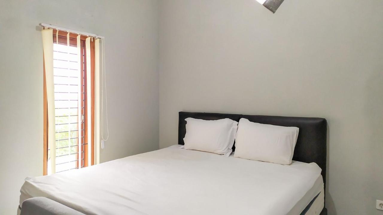 Hotel Omah Leren Mitra Reddoorz Near Gembiraloka Zoo Yogyakarta Extérieur photo