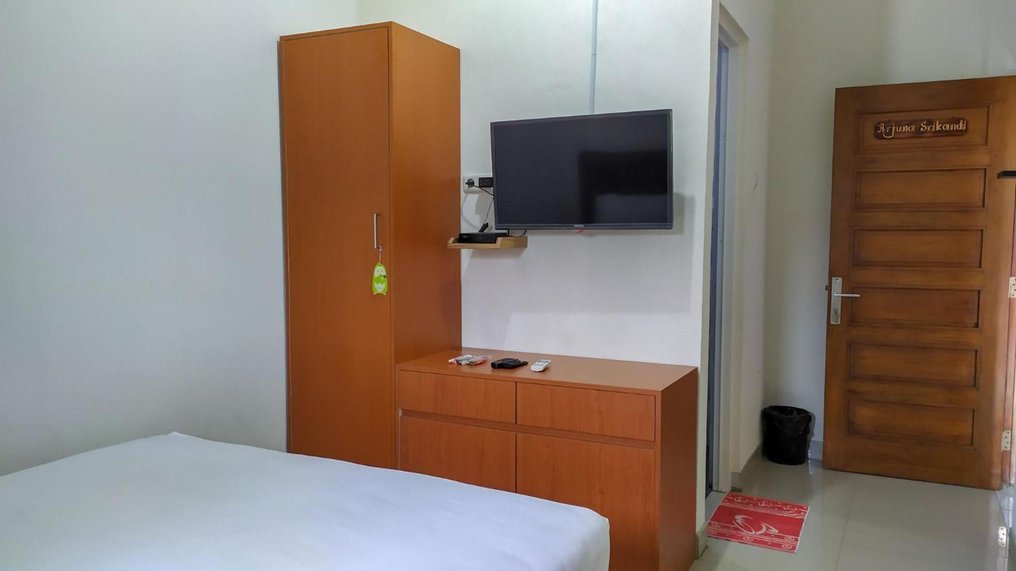 Hotel Omah Leren Mitra Reddoorz Near Gembiraloka Zoo Yogyakarta Extérieur photo