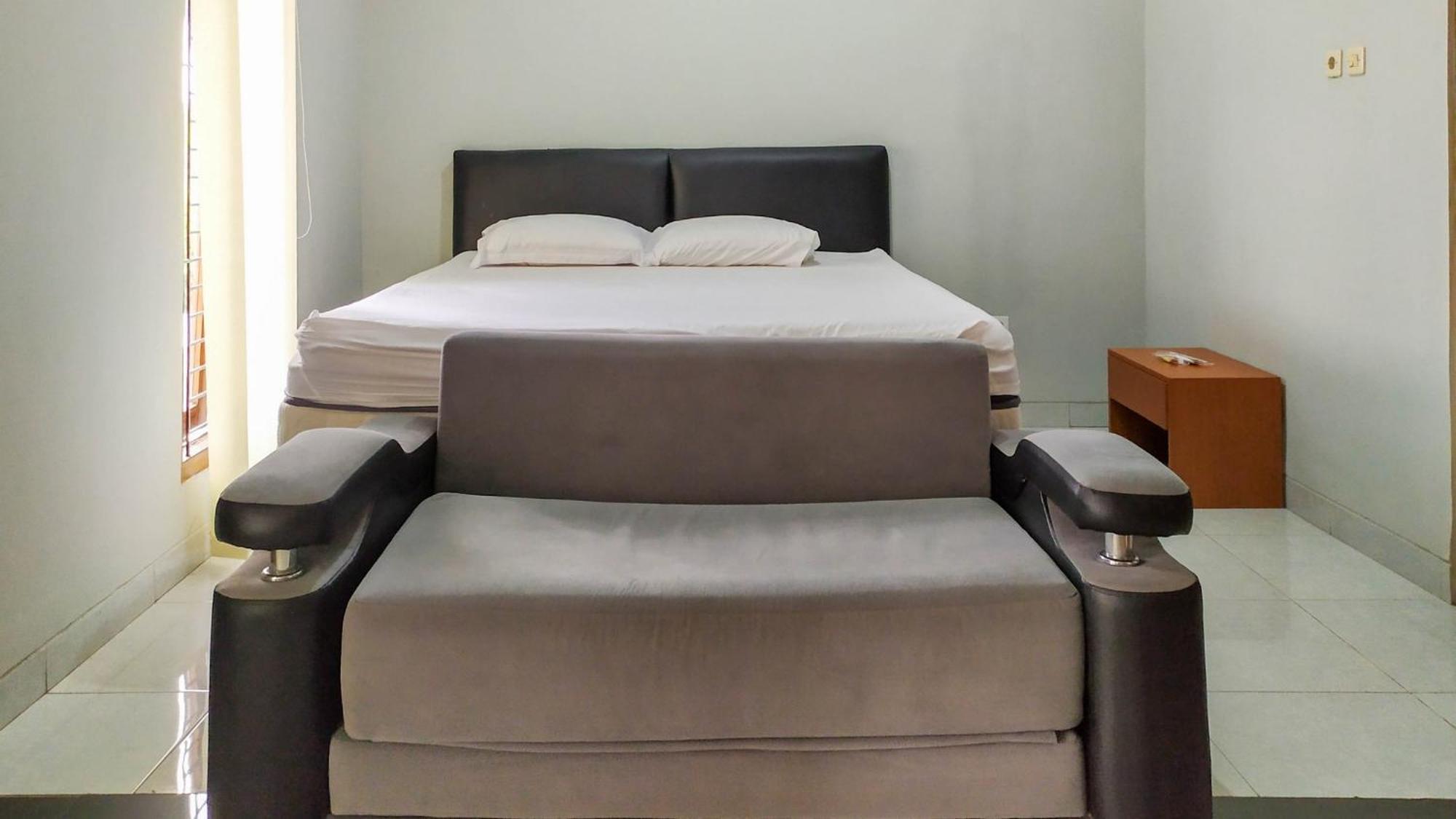 Hotel Omah Leren Mitra Reddoorz Near Gembiraloka Zoo Yogyakarta Extérieur photo